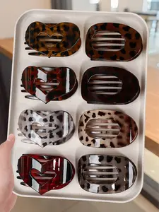 4pcs/8pcs large flat hair clip, Super cute clips, suitable for women's thick/sparse hair, love hollow flat claw clip, casual all-match solid color flat hair clip, hair clip firmly set the hair, will not slip off the design of the bun, half tie hairstyle