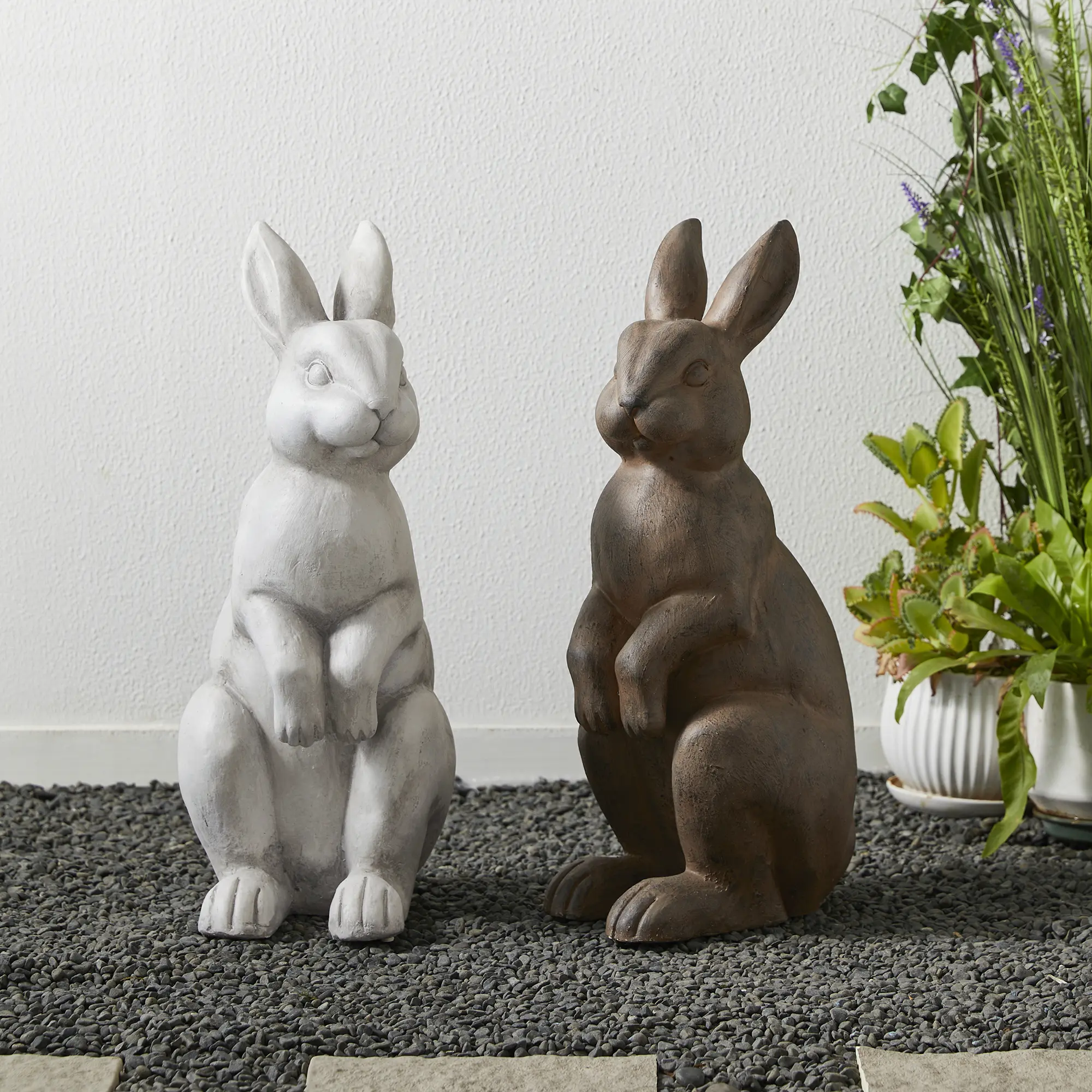 Glitzhome 22.75"H MGO Standing Rabbit Figurine, Nature-Inspired Fiberglass Home Decor Statue, Ideal Gift for Home Supplies Enthusiasts