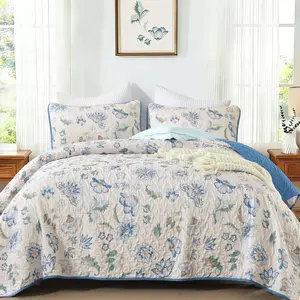 Set King 3 Pieces,Light Blue Floral Bedspread Coverlet Bedding,Soft Lightweight Summer Farmhouse Plant Bed Cover Sets for All Season104 x90