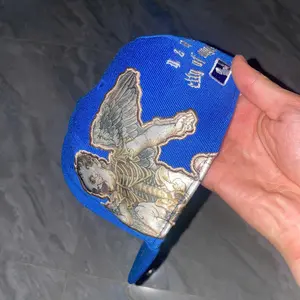 L.A Unisex Khaki Snapback Baseball Cap for Men & Women Hip Hop Style Closed Design Flat Wing Embroidery Cotton Fitted Sizes 7-8 Comfortable Fit Chrome Embroidery Full Box Packaging