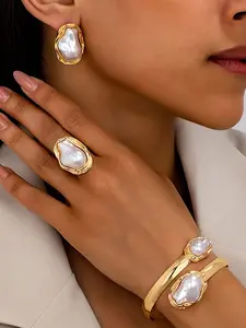 1set Vintage Pearl Ring Earrings Bracelet Set, Teardrop Jewelry Set, Unique Retro Jewelry for Daily Wear & Parties, Elegant Accessories for Women