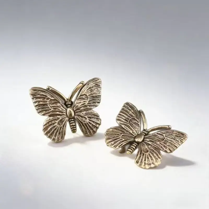 2pcs Cute Brass Butterfly Figurines Vintage Brass Decorative Ornaments, Bookshelf Desktop Mini Models, Christmas Gift Holiday Present, Home Decor Ornament, Table Desk Ornament, Desktop Decoration Ornament