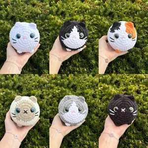 Hand-crocheted loaf cats (multiple colors)