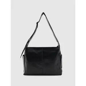 URBAN REVIVO 2026 Spring Men's Minimalist Commuter Crossbody Messenger Bag - Large Capacity, Artificial Leather, Commute-Ready, with Crossbody Straps, UAMB60002, Commuter Crossbody Bag