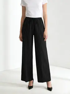 A set of women's slim striped wide leg pants with drawstring and high waisted drape, suitable for all seasons, suitable for home, indoor, and outdoor wear