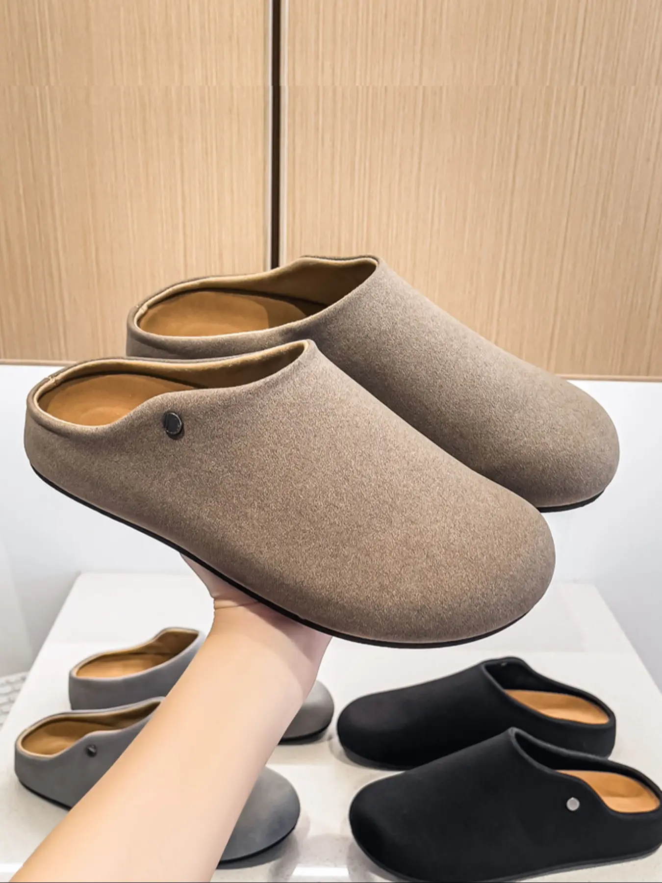 Unisex Casual Slip-On Shoes, PU Leather Streetwear Mules, Synthetic Material with Stripes, Thick Rubber Sole, Low-Top Round Toe Design, All Season Wear