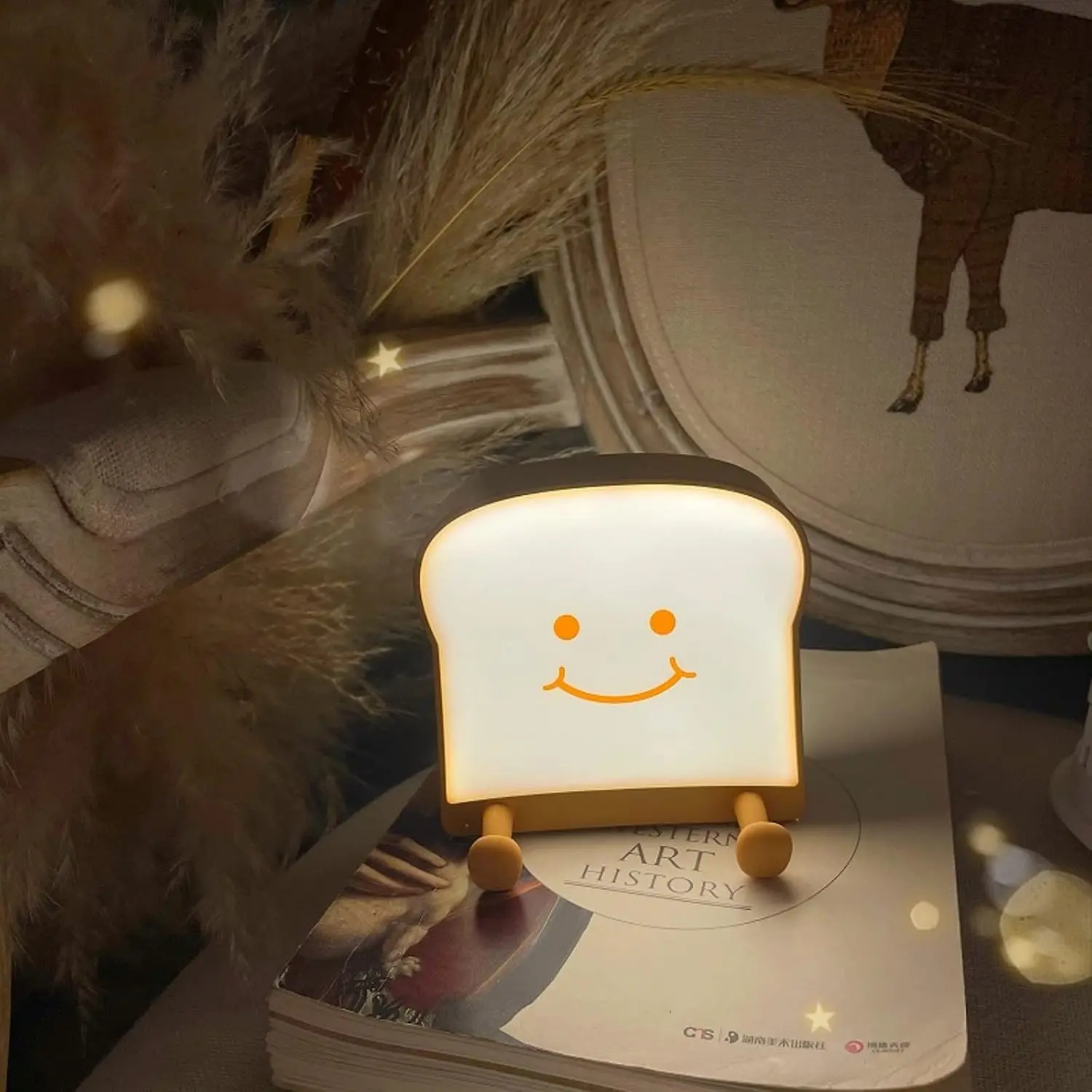 Soft LED Toast Bread Night Light with Cute Smiling Face, Kids' Bedroom Table Lamp, Graduation Gift for 10-14 Year Old Teen Girls, Children's Room Decor Light