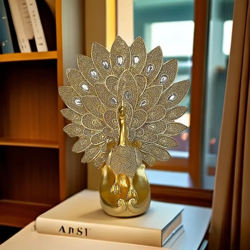 Peacock Resin Ornament, European Luxury Decorative Piece, Home Living Room TV Cabinet Entrance Gift, Moving House Wedding Decoration, Decorative Figurine