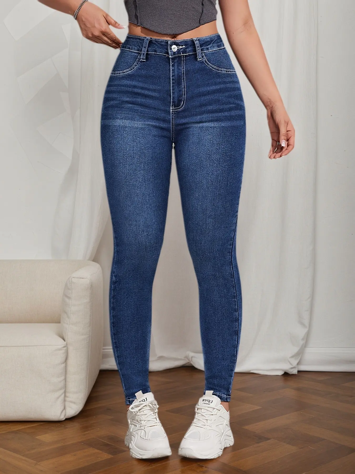 Women's Tight-Fitting Elastic Denim Jeans, Slim Fit Design with Pockets, Accentuates Curves, Perfect for Daily Wear, Commuting, or Sports, Pants, Basic