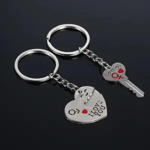 2pcs Heart Keychain Set for Men & Women Cute Couple Key Rings Lovers Key Chain Jewelry Accessory Perfect Gift for Couples, Anniversaries & Special Occasions