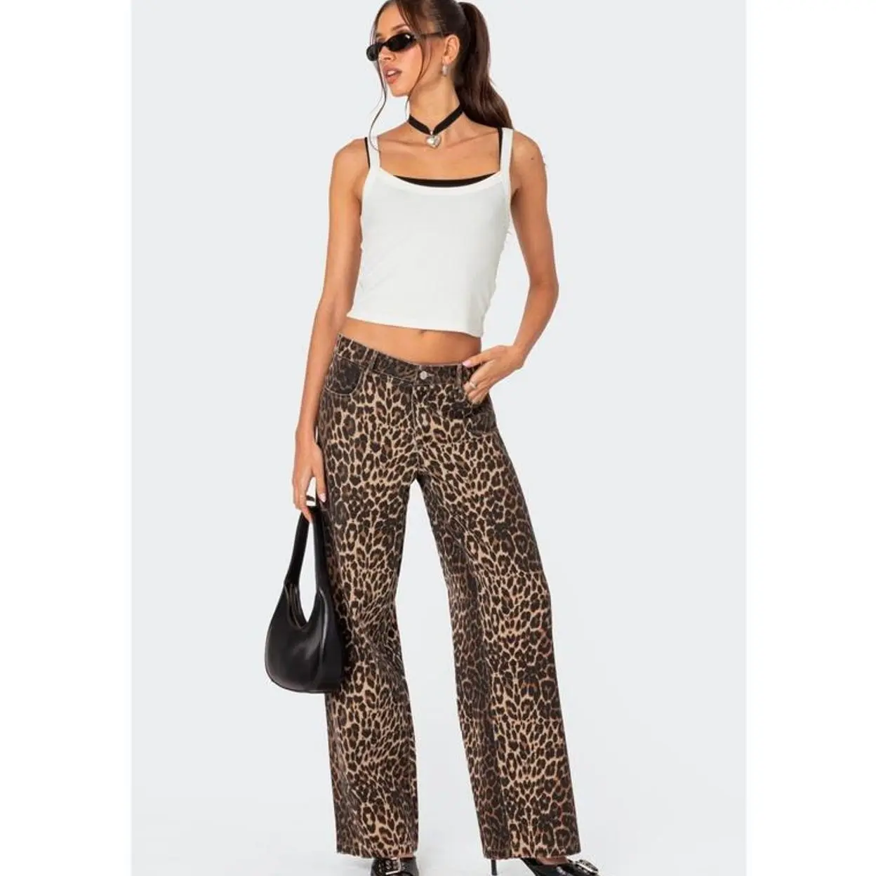 EDIKTED Leopard Printed Low Rise Jeans EDIKTED Leopard Printed Low Rise Jeans