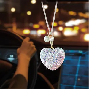 Elegant Crystal Heart Car Pendant, Luxury Pearl Gold Chain Design, Unisex High-End Auto Accessory, Car Interior Decoration, Perfect Gift for All Occasions, Car Hanging Decoration, Boujee Car Accessories