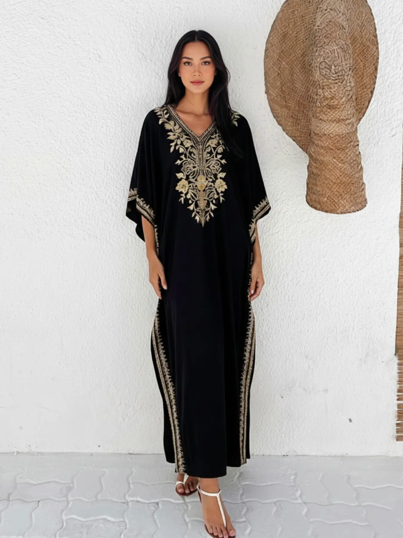 Edolynsa Embroidered Kaftan Robe, Maxi Loose Fit Casual Loungewear, Comfortable Home Wear, Stylish Plain Design, Modesty Caftan