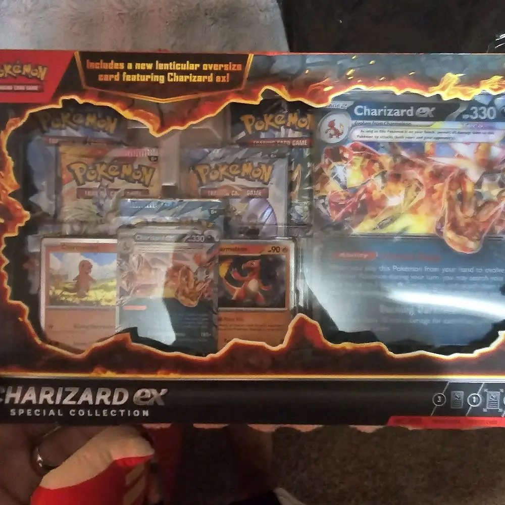 Charizard collection box