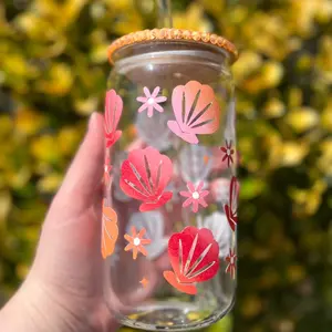 Seashell beach theme beer can glass