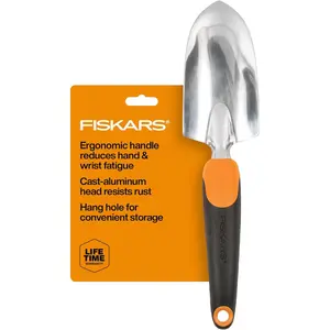 Fiskars Trowel, Heavy Duty Gardening Hand Tool with Hang Hole, For Digging and Planting, Rust Resistant Cast Aluminum, Ergonomic Handle and Comfort Grip, Gardening Tools for Yard