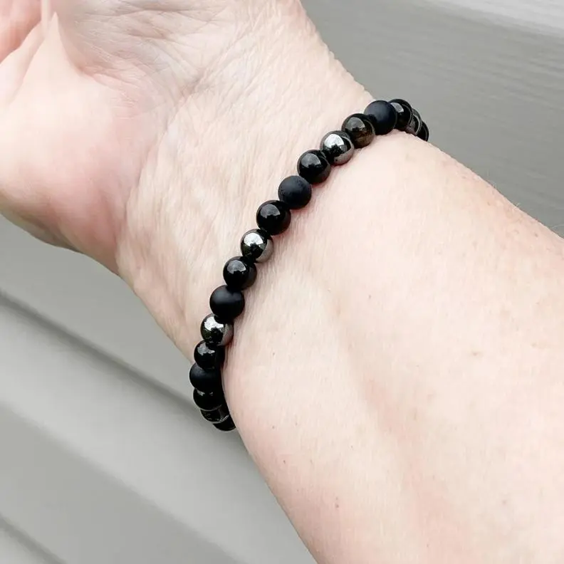 Handmade Natural Natural Black Tourmaline Obsidian Hematite Onyx 6mm Beads Healing Triple Protection Beaded Crystal Energy Men Women Luck Bracelet Minimalist Style
