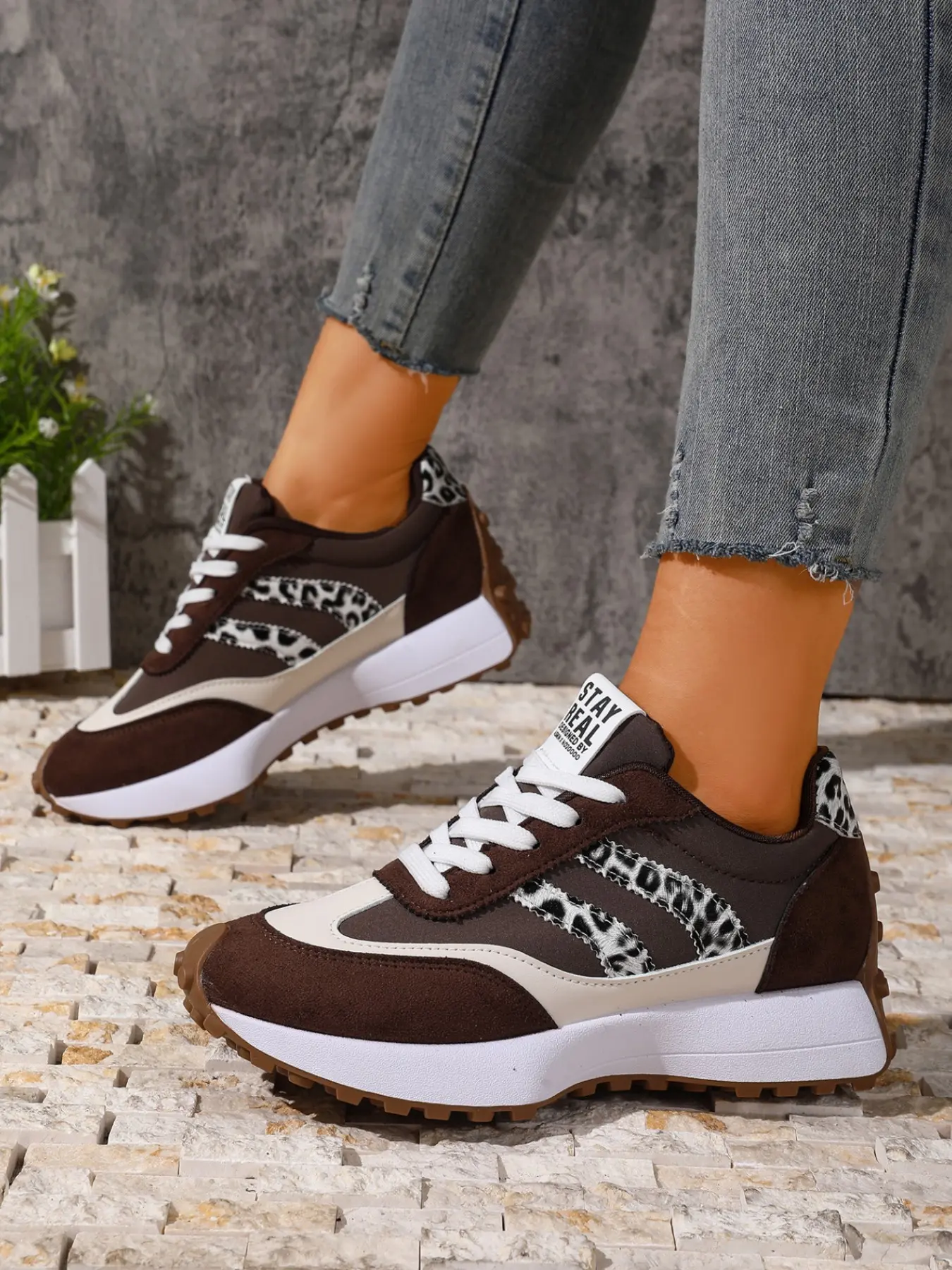 Women's Height‑Boosting  Retro Casual Shoes, Casual Vintage Walking Sneakers，Classic Versatile Comfortable Waffle Sneakers, Trendy Women's Sports Shoes，