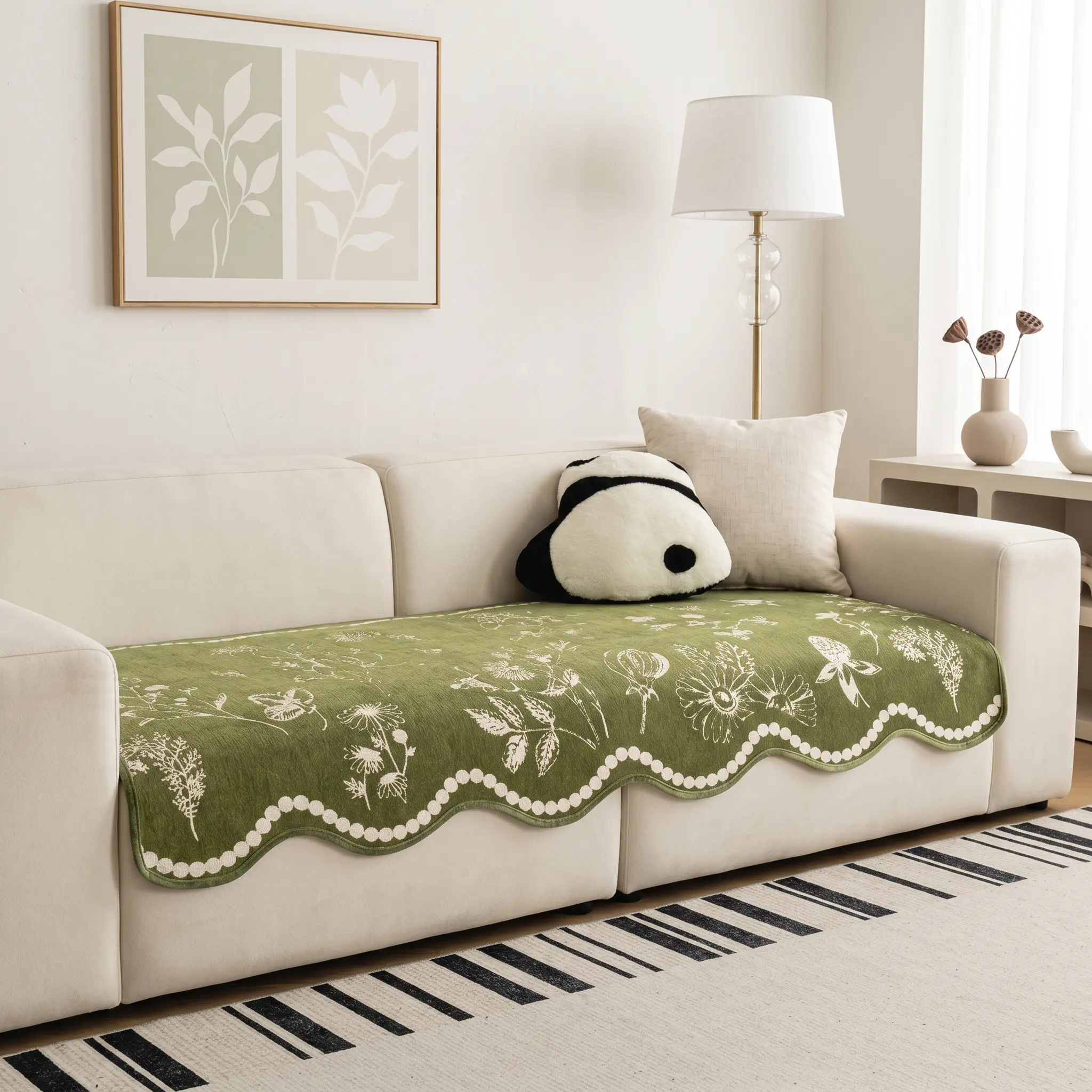1-Piece Vintage Soft Chenille Sofa Mat, Living Room Country Floral Jacquard Sofa Protector, Skin-Friendly Stain-Proof Fabric, Easy to Clean All-Season Home Decor, Room Decor