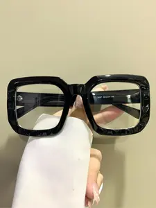 Unisex Vintage Square Frame Eyeglasses, Stylish Square Frames, Trendy Casual Eyeglasses for Everyday Use, Fashion Accessories for Outdoor Activities, Trendy Beach Eyewear