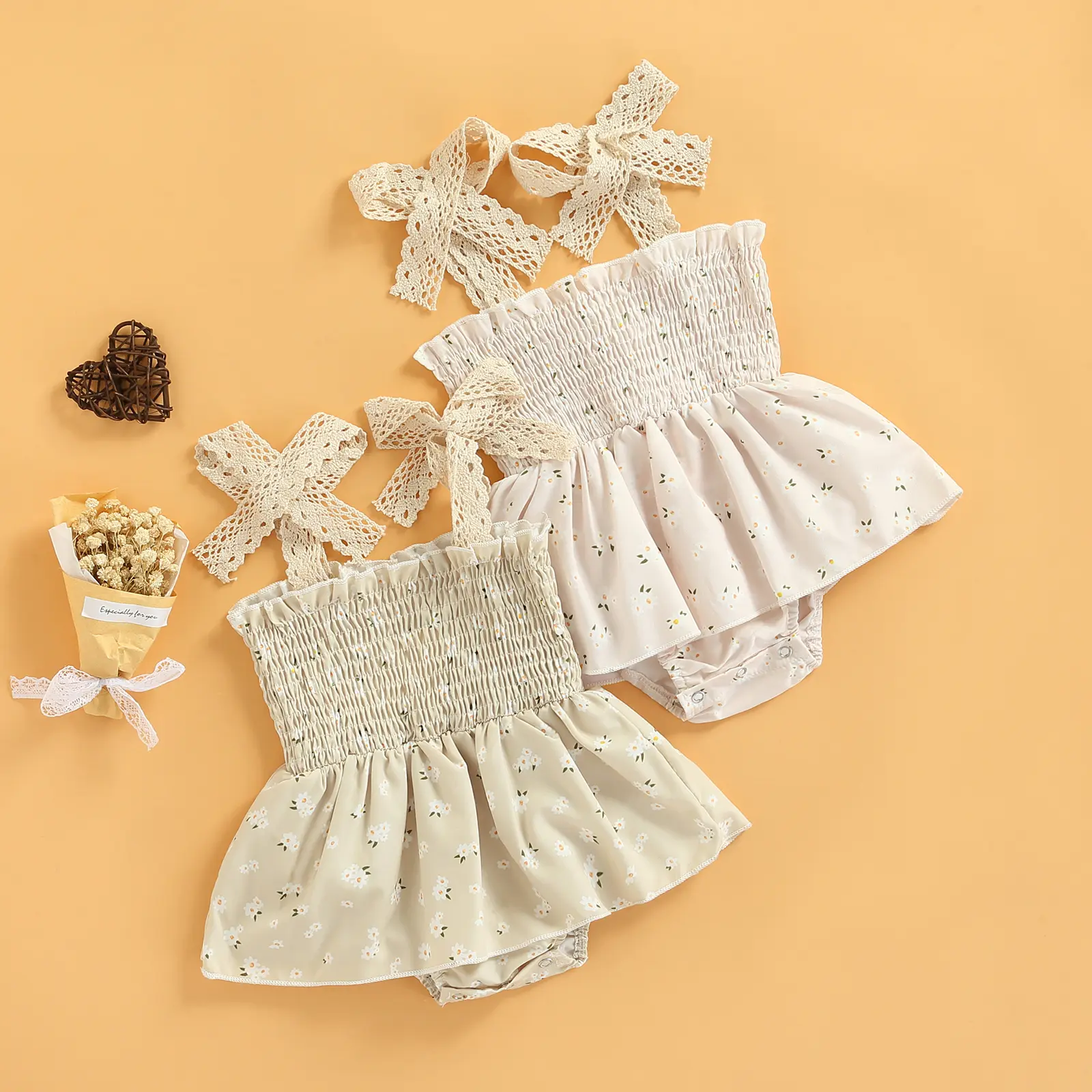 Newborn Baby Girls Summer Clothes Sleeveless Halter Pleated Smocked Floral Print Bubble Romper Dresses Infant Bodysuit Jumpsuit