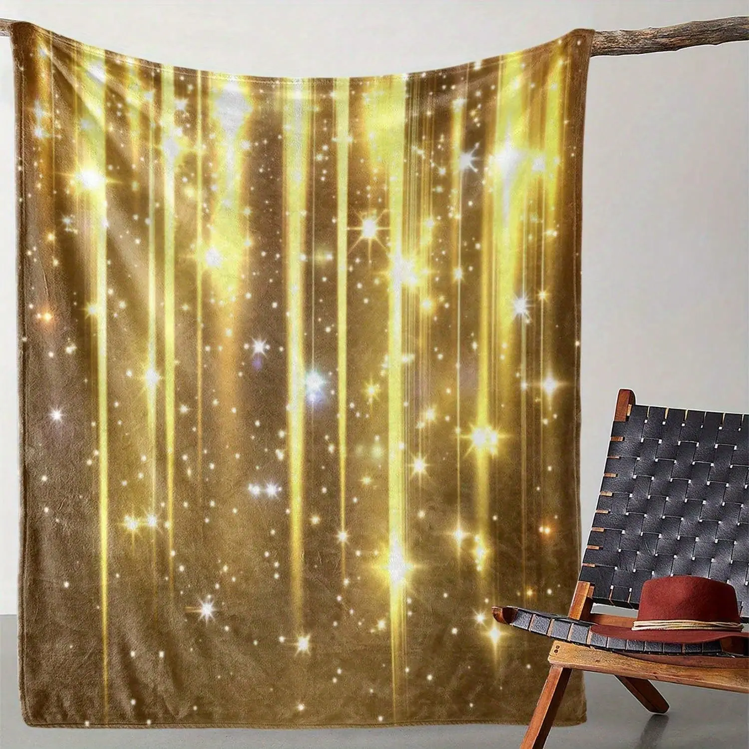 Travel Blanket| Luxurious Golden Sequin Print Flannel Blanket - Cozy, Soft, And Warm, Ideal For Sofa, Bed, Car, Office, Camping & Travel - Vintage Style, All-Season Gift, Polyester 100.0%-30*40in