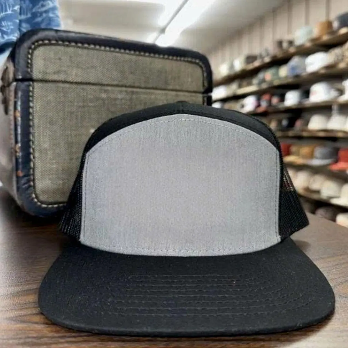 Grey/ Black