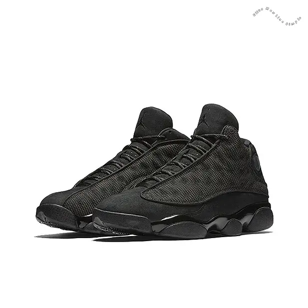 All-Black High-Top Retro Sneakers with Suede and Mesh Upper for Stealth Court Style