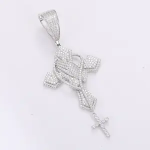【P277 Live2】UCCIYO Hip Hop Bling D Color Synthetic Moissanite Iced Out Praying Hands Cross Necklaces & Pendants For Men Jewelry 925 Sterling Silver Gifts