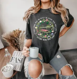 Comfort Colors Vintage Epcot Living With The Land Shirt Retro Theme Park Graphic Tee Family Trip Matching Gift Womens T-Shirts