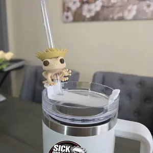 Puerto Rico Coquí with Pava Straw Charm | Coquí Wearing a Pava | Boricua Pride Gift, Puerto Rican Straw Charm (Tumbler Not Included)