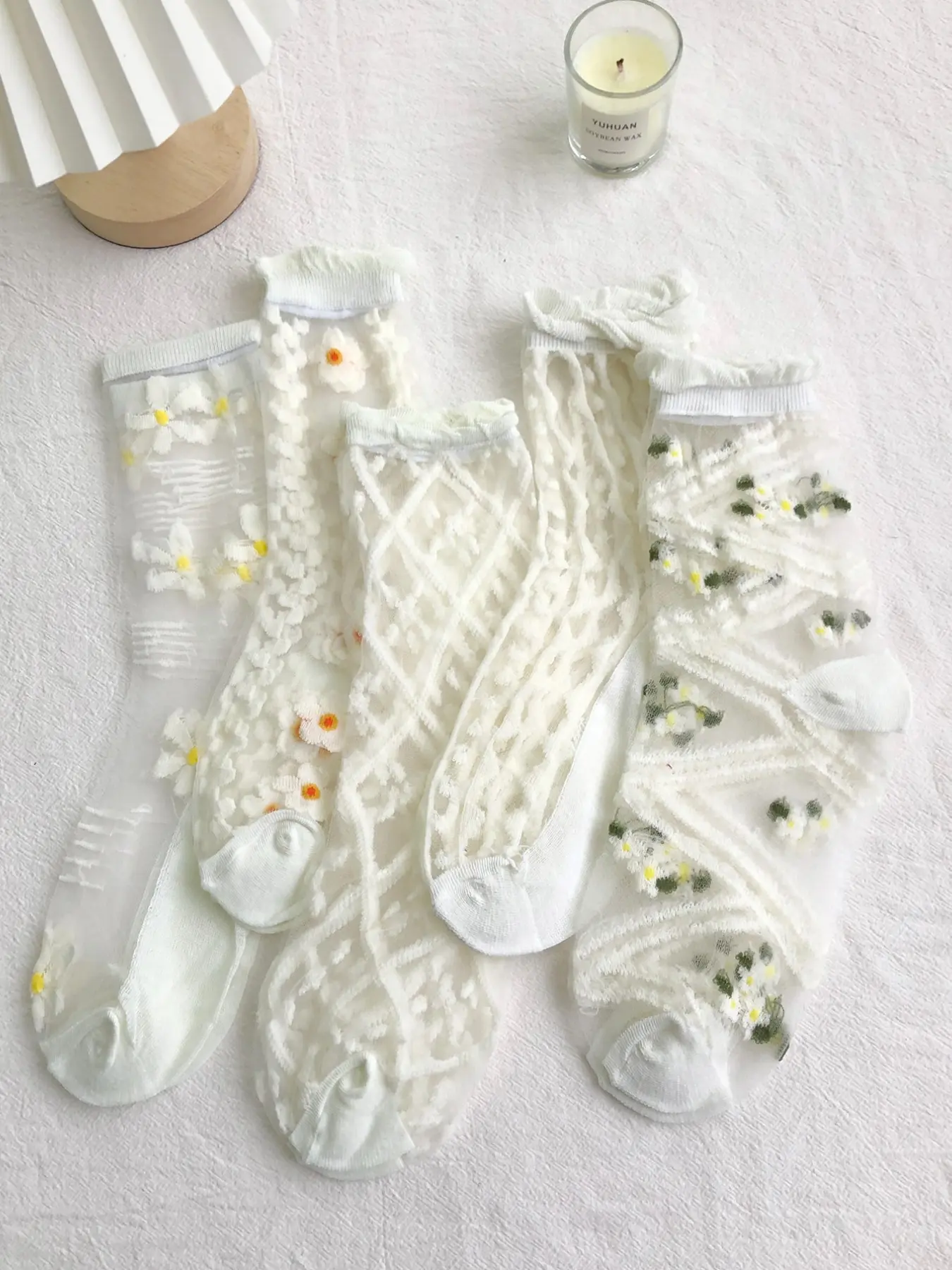 5pairs thin lace patchwork ditsy floral tube socks are fit, comfortable and breathable, suitable for women's daily casual wear, Floral Pattern Socks, Casual Comfy Socks