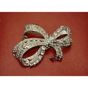 Rhinestone Fashion Ribbon Bowknot Bow Tie Flower Brooch Retro Diamond Exquisite Brooch For Wedding Bridal Invitation Decoration