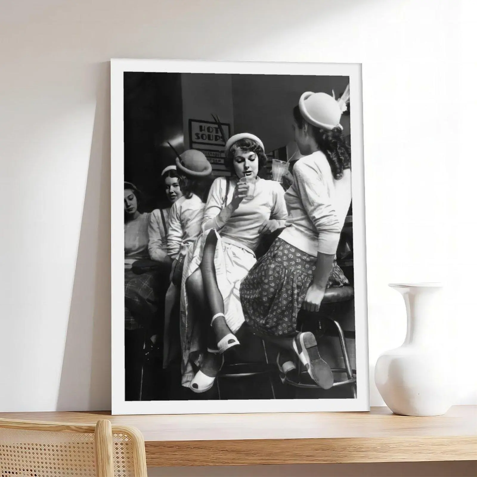 Unframed 1950s Milk Bar Retro Teen Fashion Poster Print - Minimalist Neutral Artistic Home Decor, Wall Art, Photo Decoration for Bedroom, Dorm, Hallway, Ideal Gift for Home Enthusiasts