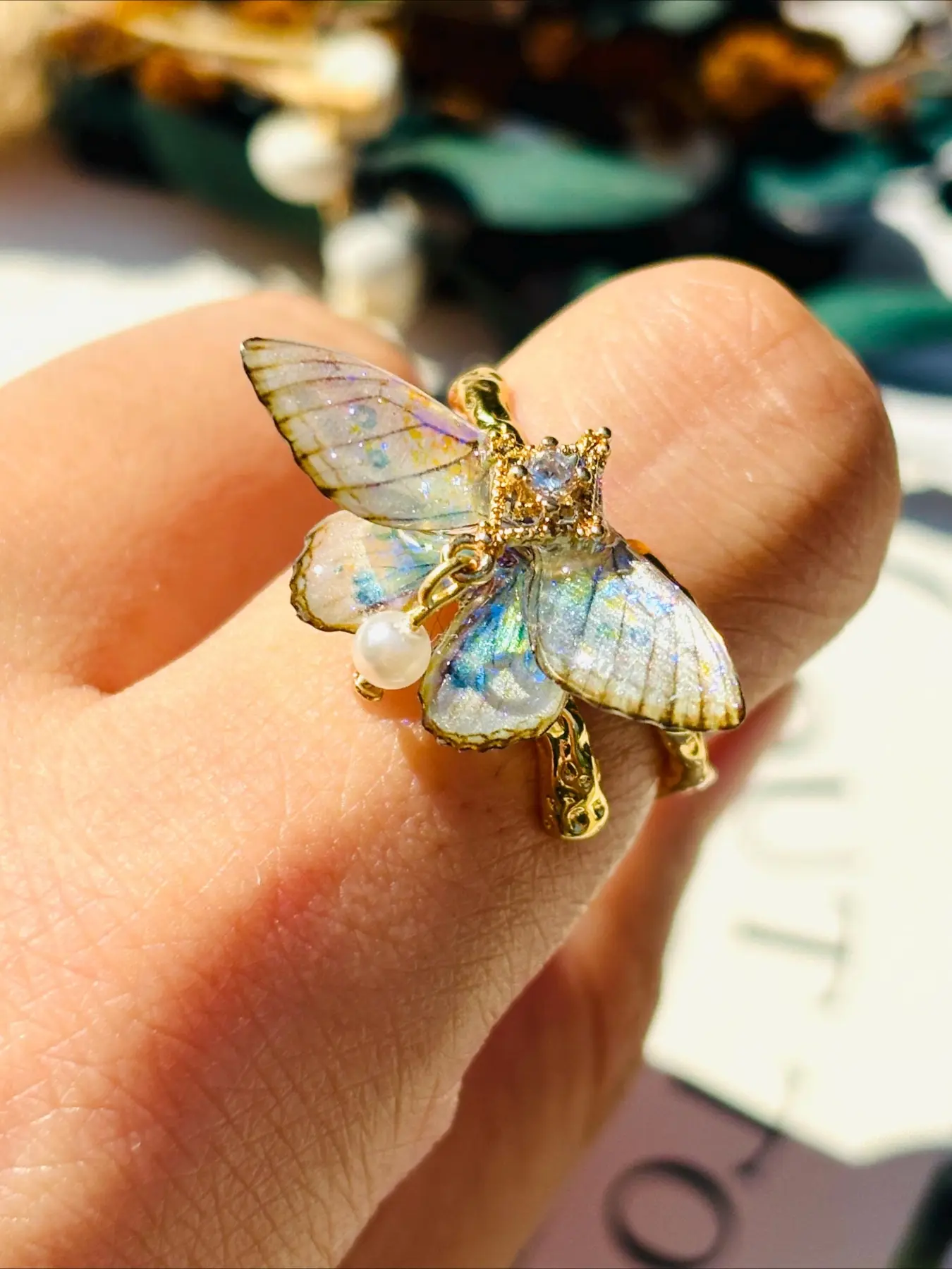 Kawaii Transparent Butterfly Ring, Adjustable Clear Acrylic Wing Golden Ring, Dainty Fairycore Statement Ring for Women, Fashion Cute Jewelry Youth Fashion Accessory Summer Holiday Stacking Rings