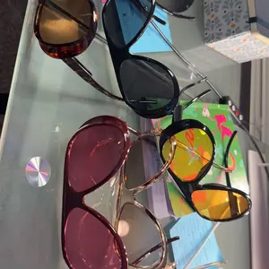 5 Pairs Y2K Street Style Women's Plastic, Trendy Casual Sunglasses, Perfect for Beach Vacations, Driving and Night Out, Stylish Accessories for Every Occasion