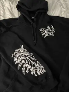 Embroidered The Last of Us Ellie's Tattoo Sweatshirt, TLOU Look For The Light Embroidered Shirt, Ellie Williams, Pedro Pascal, Joel Miller