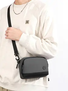 1pc Men's single shoulder crossbody bag with solid color zipper closure, fashionable and versatile, casual, simple, exquisite and practical, suitable for daily commuting, dining, dating, shopping and gift giving. Men's single shoulder crossbody bag