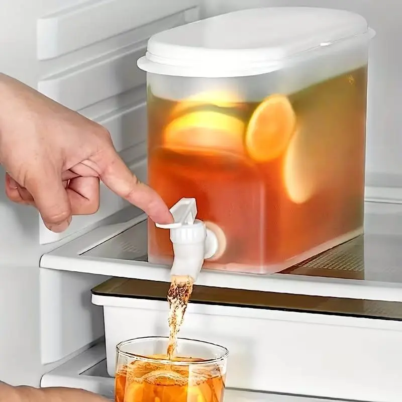 1pc, Plastic Kettle, Plastic Beverage Dispenser with Tap, Large Capacity Container, Cold Kettle with Faucet in Fridge, Fruit Tea Pot, Lemonade Bottle, Household Supplies