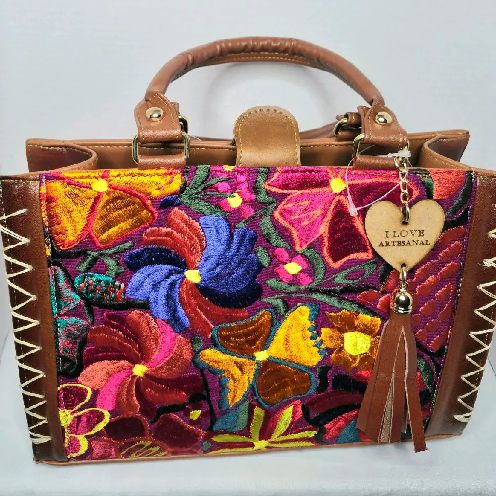 Premiun Embroidered Floral Handbag Chiapas Edition