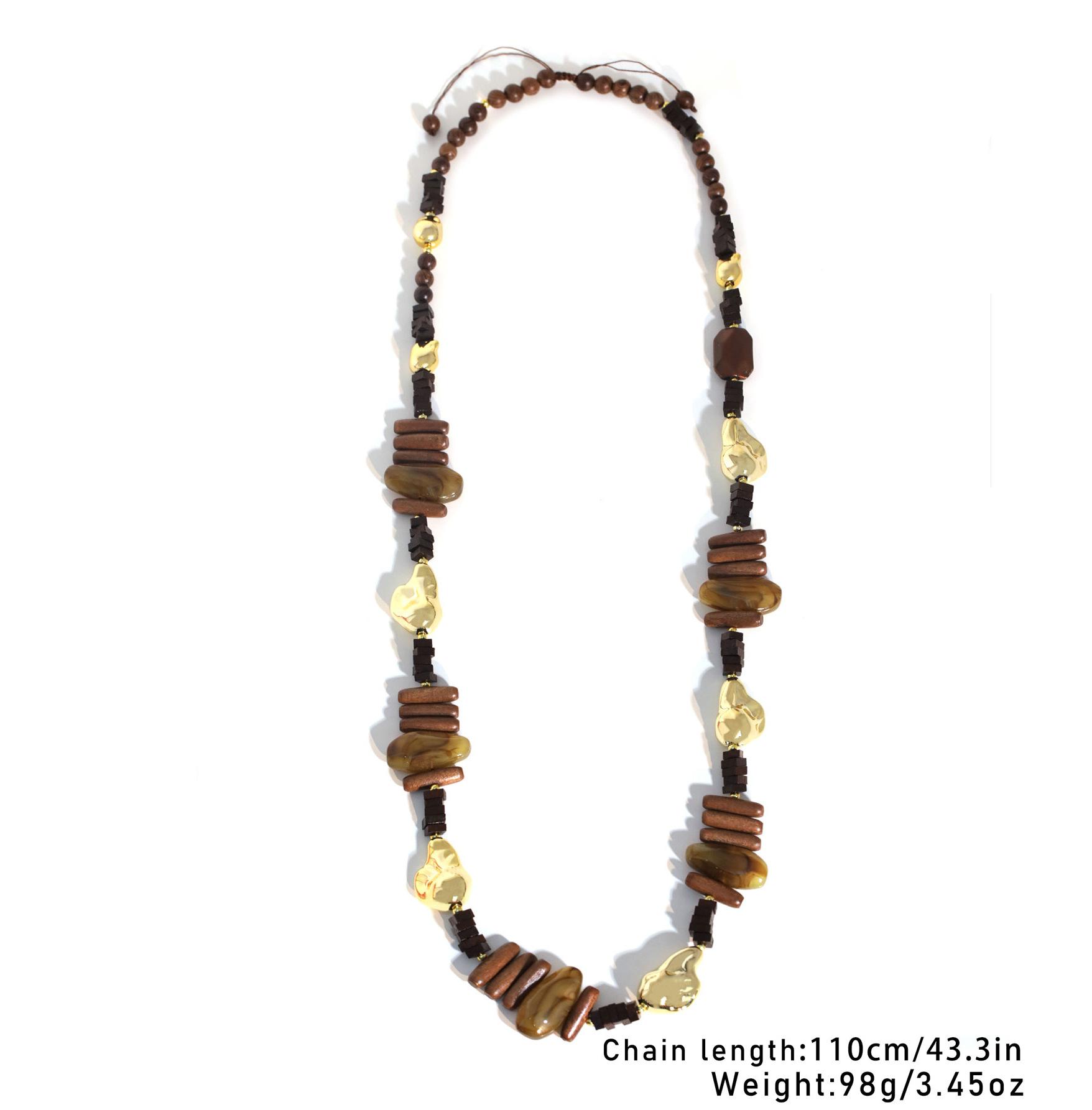 New vintage and laid-back Bohemian style wooden flat bead shiny irregular color long necklace