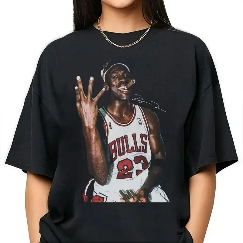 Vintage Retro Michael Jordan Chicago Bulls Graphic Tee Heavyweight Cotton Oversized Streetwear T-Shirt 3-Peat Championship Cigar Graphic Tee Sport Fans Gift
