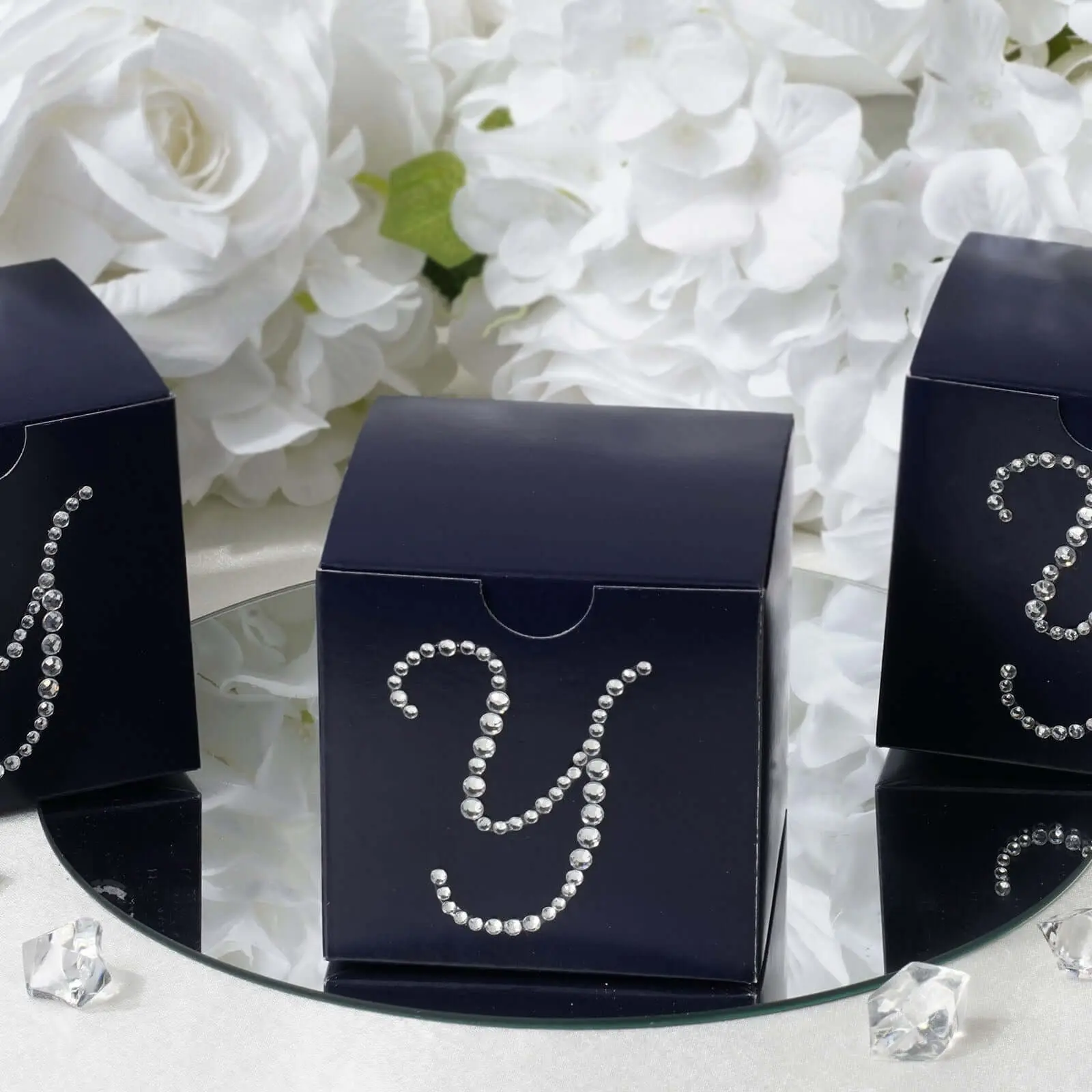 100-Pack Personalized Diamond Monogram Wedding Favor Boxes (3"x3"x3") - Customizable Gift, Exquisite Gift Box, Handwritten Font, Glossy Finish, Easy-to-Assemble Favor Holder for Weddings, Birthdays