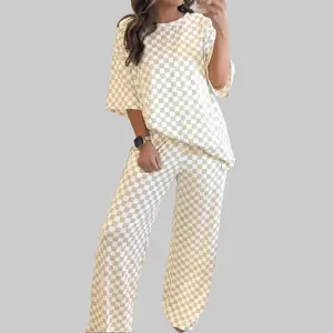 S-4X Plus Size Soft Checkered Print Breathable Half-Sleeve Tee & Matching Lounge Pants 2-Piece Everyday Pajama Set, Casual Loungewear Clothes