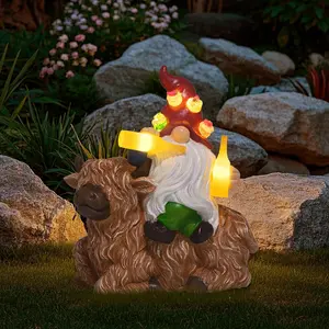 DKJOCKY Gnome Garden Decor Statue with Solar Light Lantern, Highland Cow Birthday Gifts for Women Mom Grandma, Funny Waterproof Resin Figurine Outdoor Decorations for Yard Patio Lawn Balcony Porch