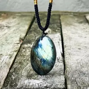 Protection Necklace Natural Labradorite Tumbled Stone Moonstone Pendant Healing Reiki Amulet Necklace Men Women