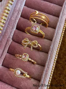 5pcs Elegant, Delicate, GentleGeometric Bow, Star, Moon Faux PearlZirconia Inlaid Copper Ring Set, Unique NicheHigh-End, Suitable For Daily Commute,Events, Parties, Holidays, Fashion Gift