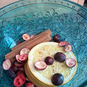 Stovetop potpourri
