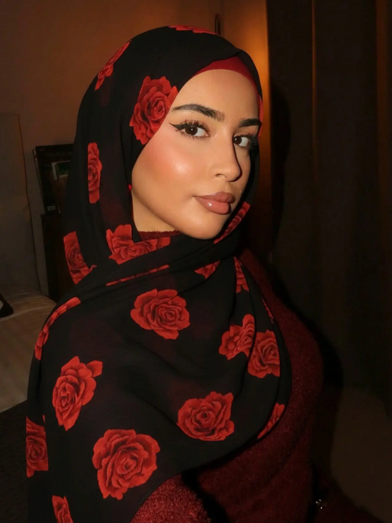 Bohemian Rose Digital Print Shawl, Single-Sided Printed Long Scarf, Casual Floral Pattern, Fitted Design, All Seasons, Women's Travel Shawl