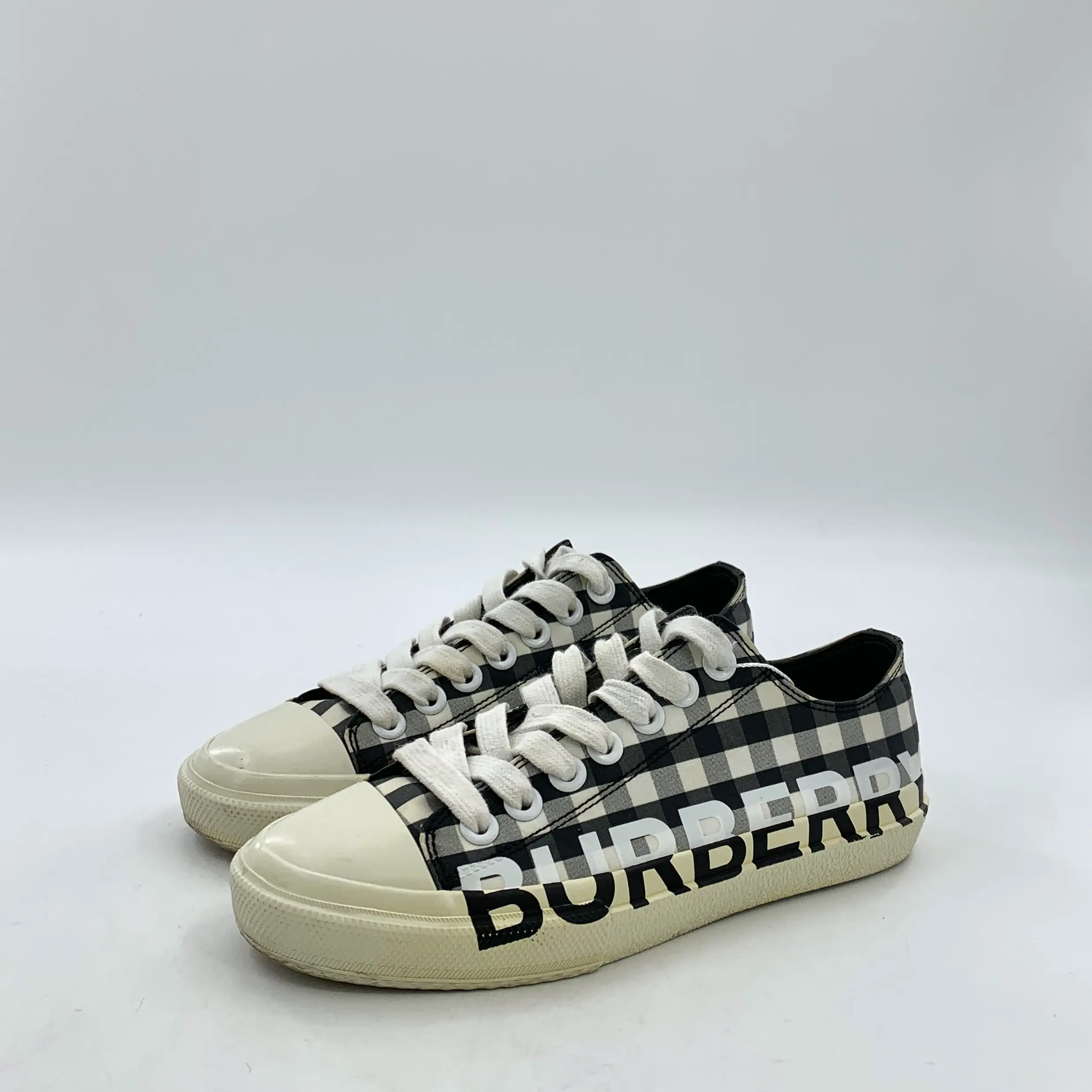 RDLT-Burberry Black & White Check Letter Logo Print Lace-Up Skate Shoes Size 37-X35552